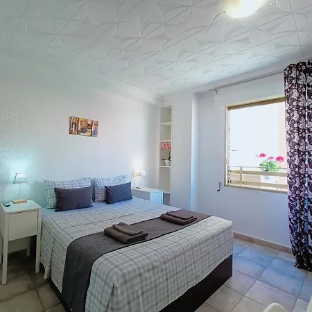 Gloria Host House Alicante